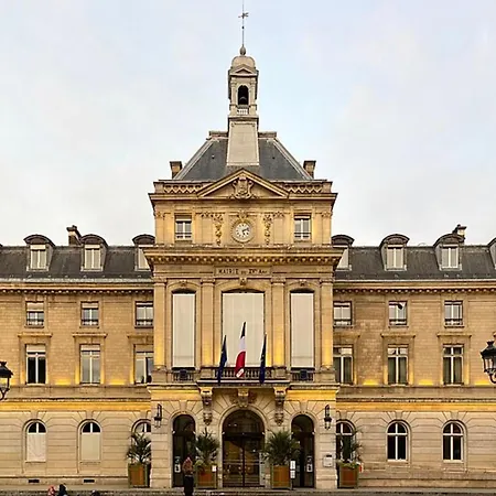 Lovely In The Heart Of Parisian Cafes * Paris