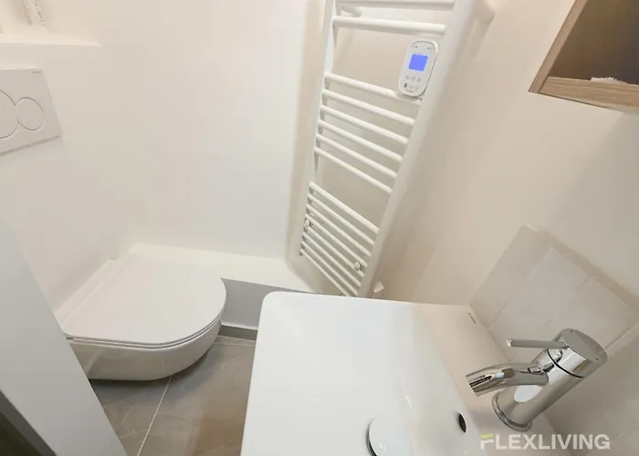 Lovely In The Heart Of Parisian Cafes *